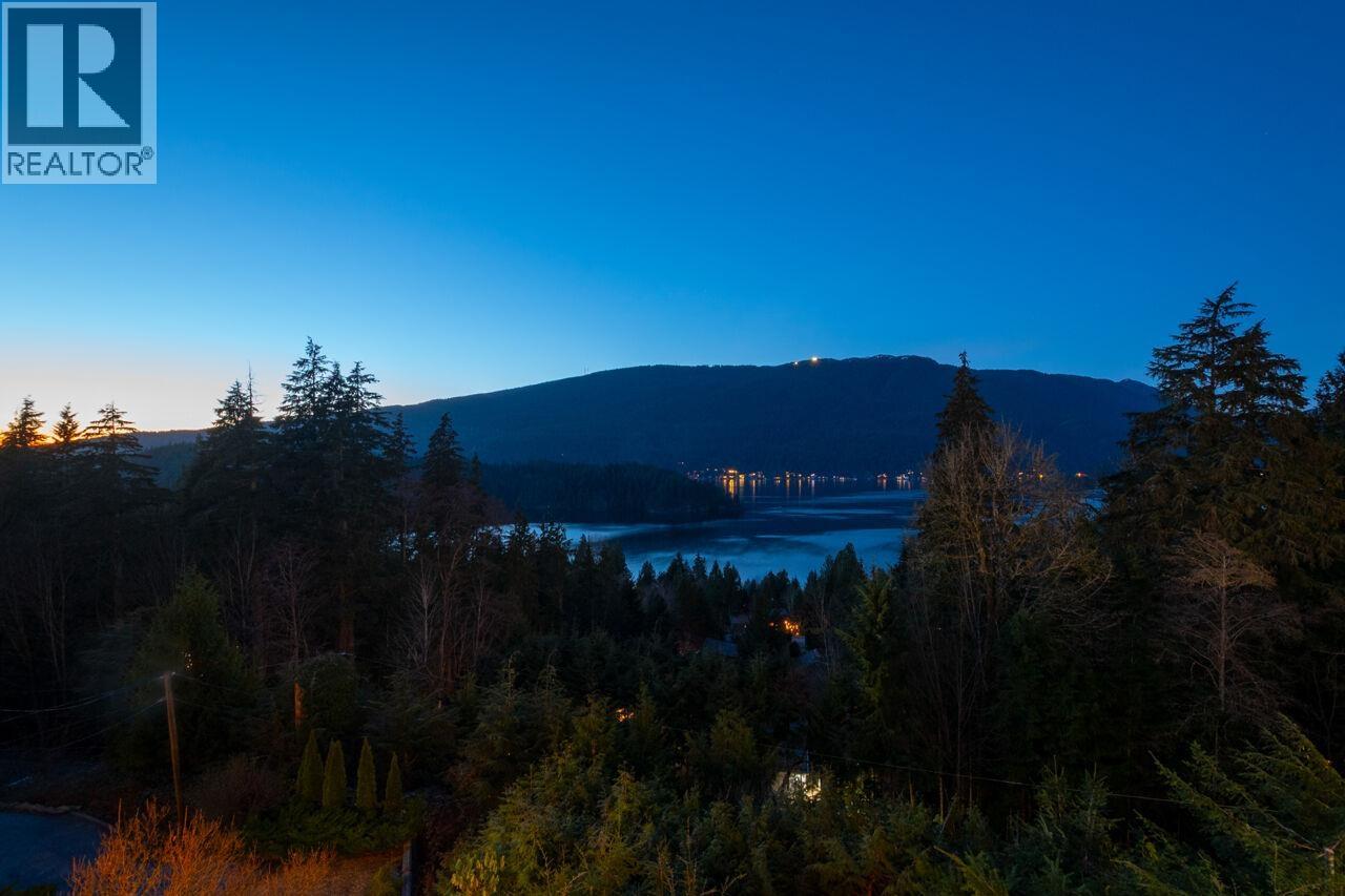 3426 Main Avenue, Belcarra, British Columbia  V3H 4R3 - Photo 21 - R3097921