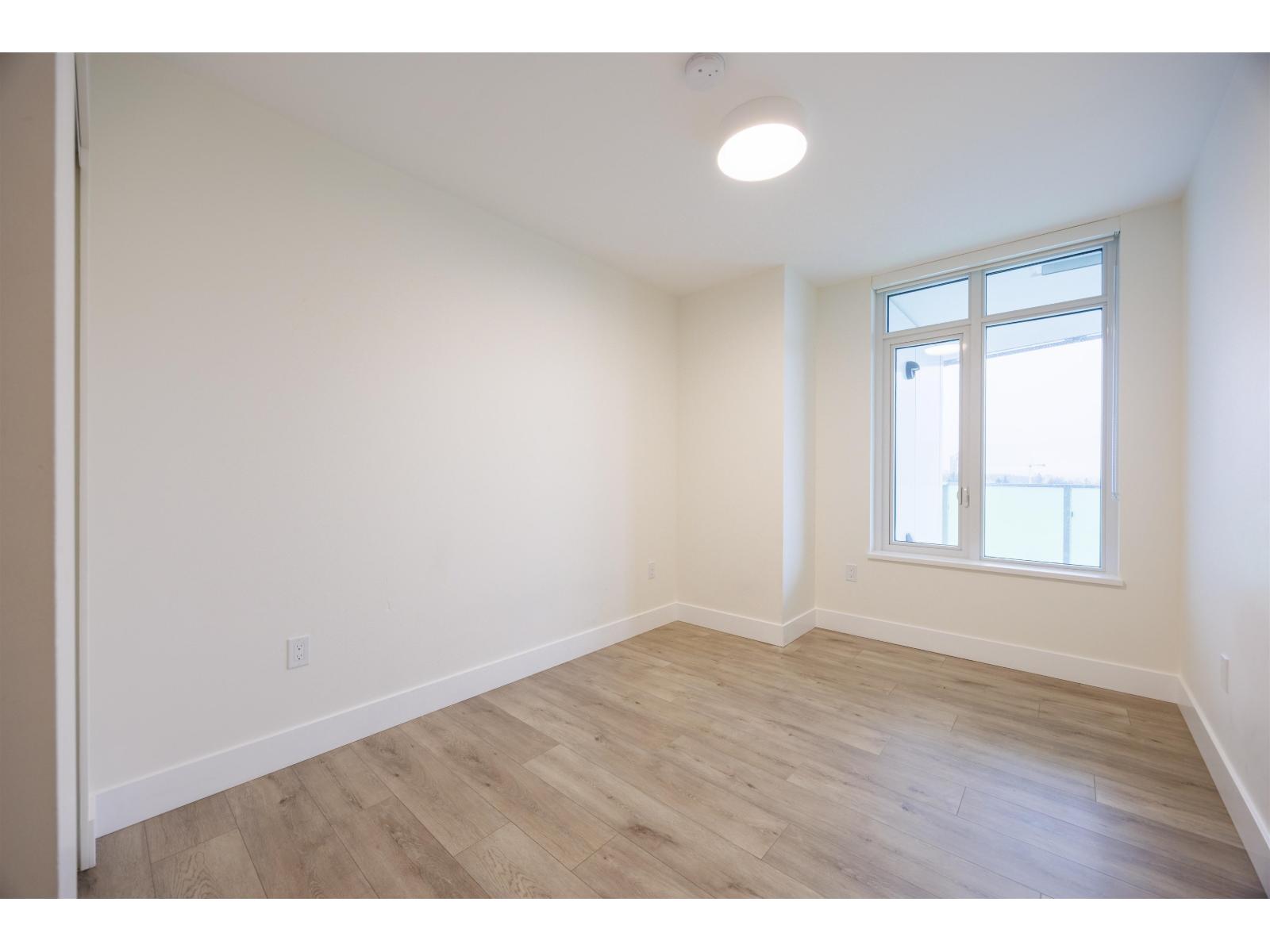 1204 10428 Whalley Boulevard, Surrey, British Columbia  V3T 0W2 - Photo 10 - R3096441