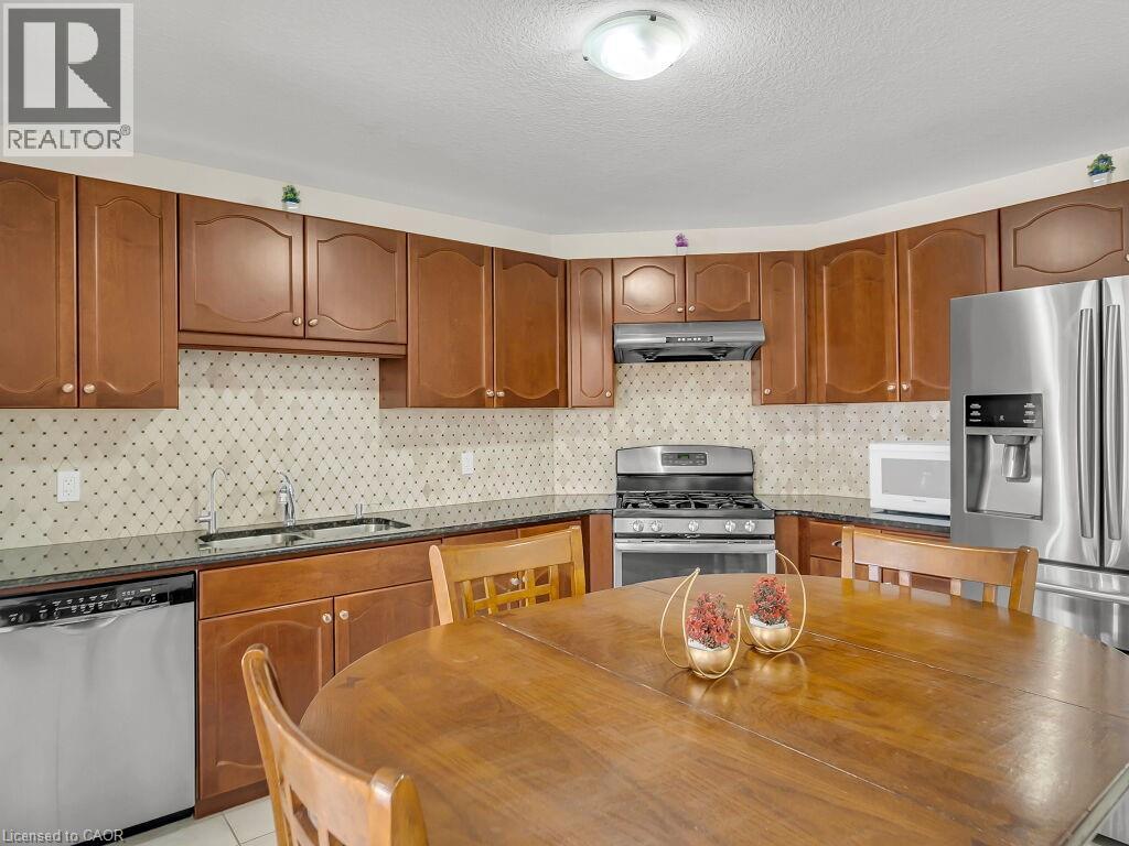 181 Summit Ridge Drive, Guelph, Ontario  N1E 0M1 - Photo 10 - 40808549