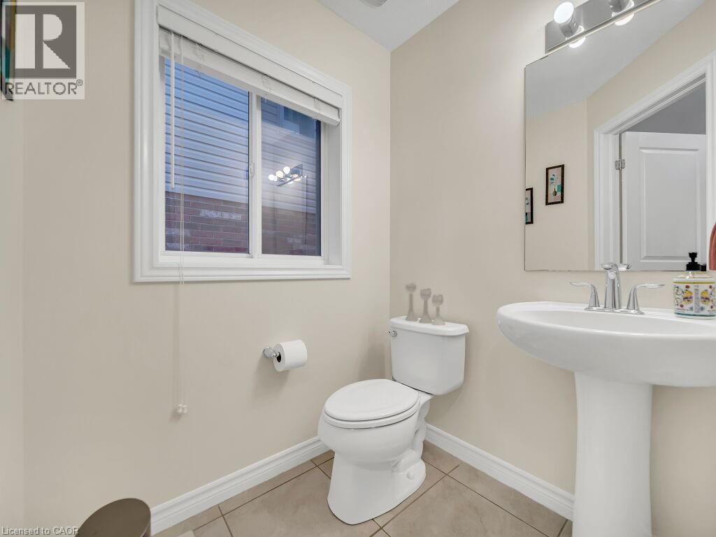 181 Summit Ridge Drive, Guelph, Ontario  N1E 0M1 - Photo 15 - 40808549