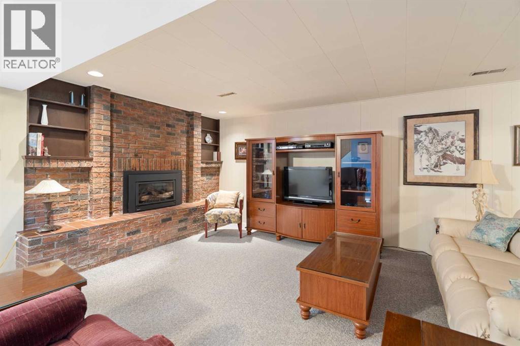 59 Hogarth Crescent Sw, Calgary, Alberta  T2V 3A8 - Photo 25 - A2291698