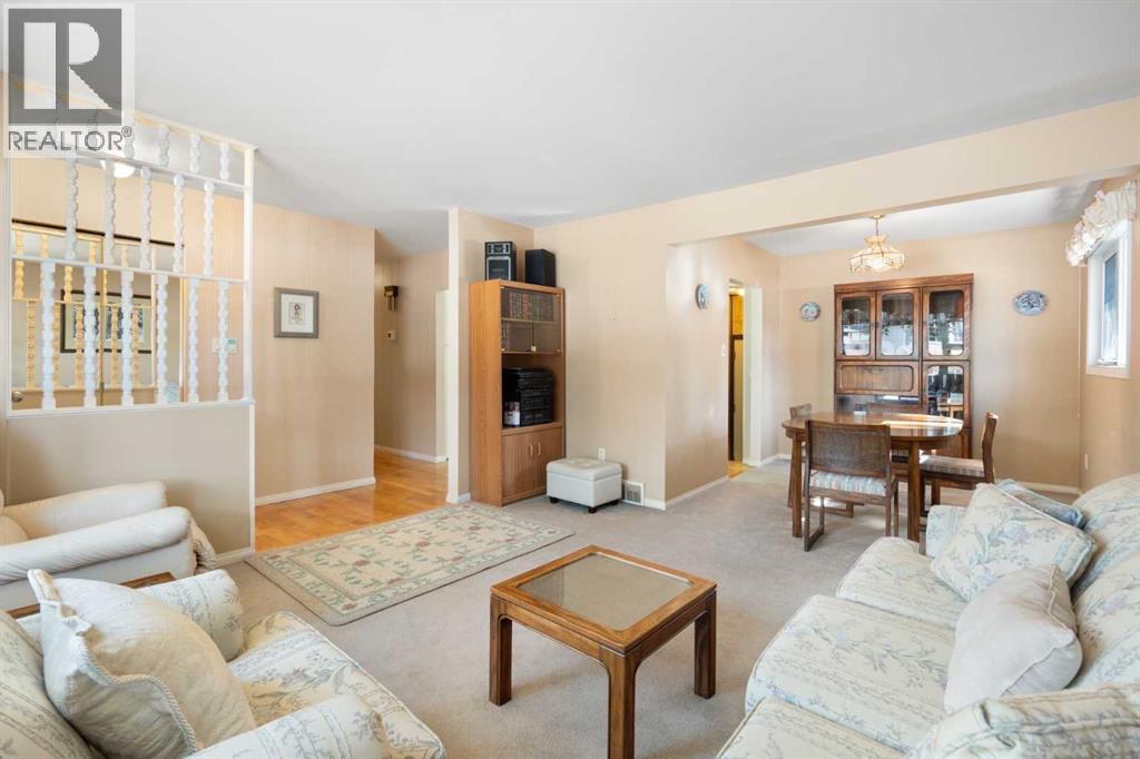 59 Hogarth Crescent Sw, Calgary, Alberta  T2V 3A8 - Photo 43 - A2291698