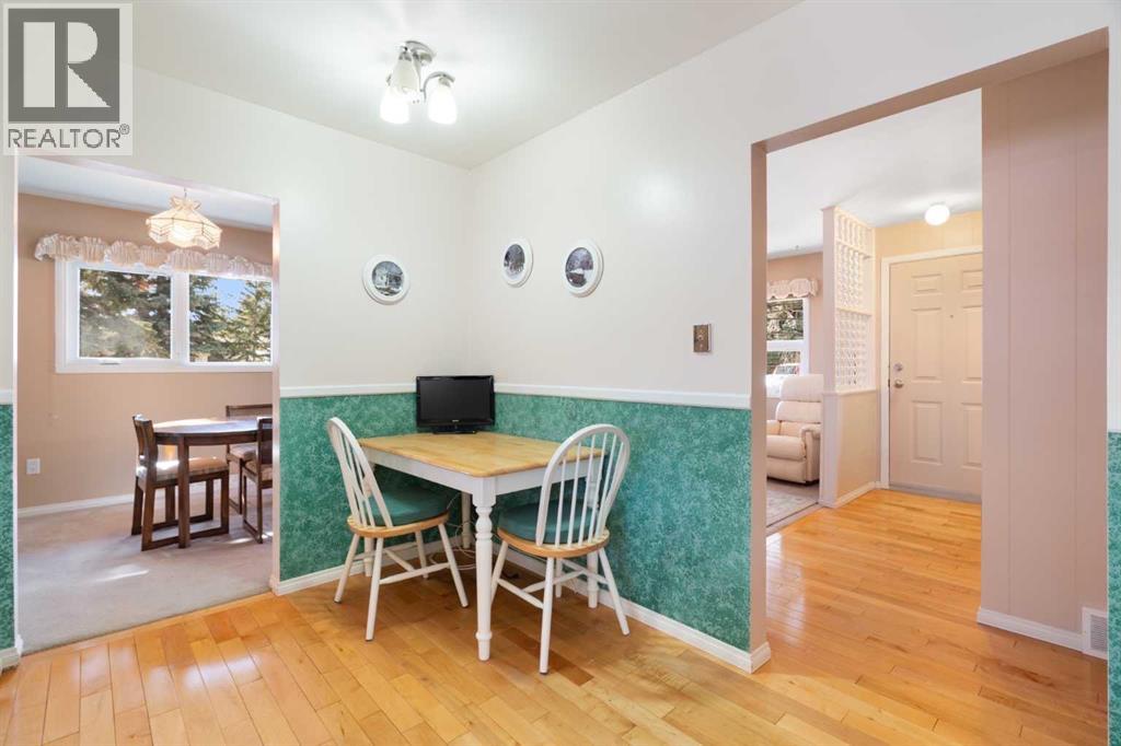 59 Hogarth Crescent Sw, Calgary, Alberta  T2V 3A8 - Photo 33 - A2291698