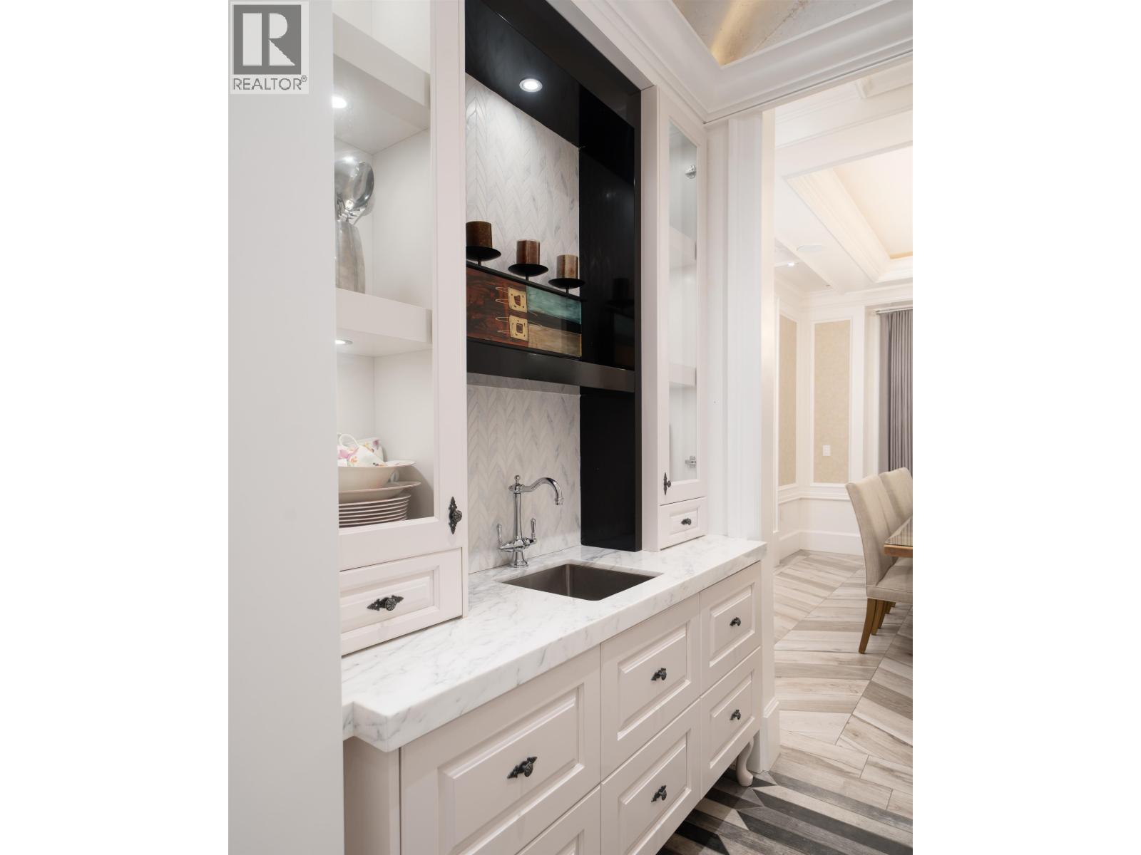 5711 Riverdale Drive, Richmond, British Columbia  V7C 2E4 - Photo 7 - R3081291