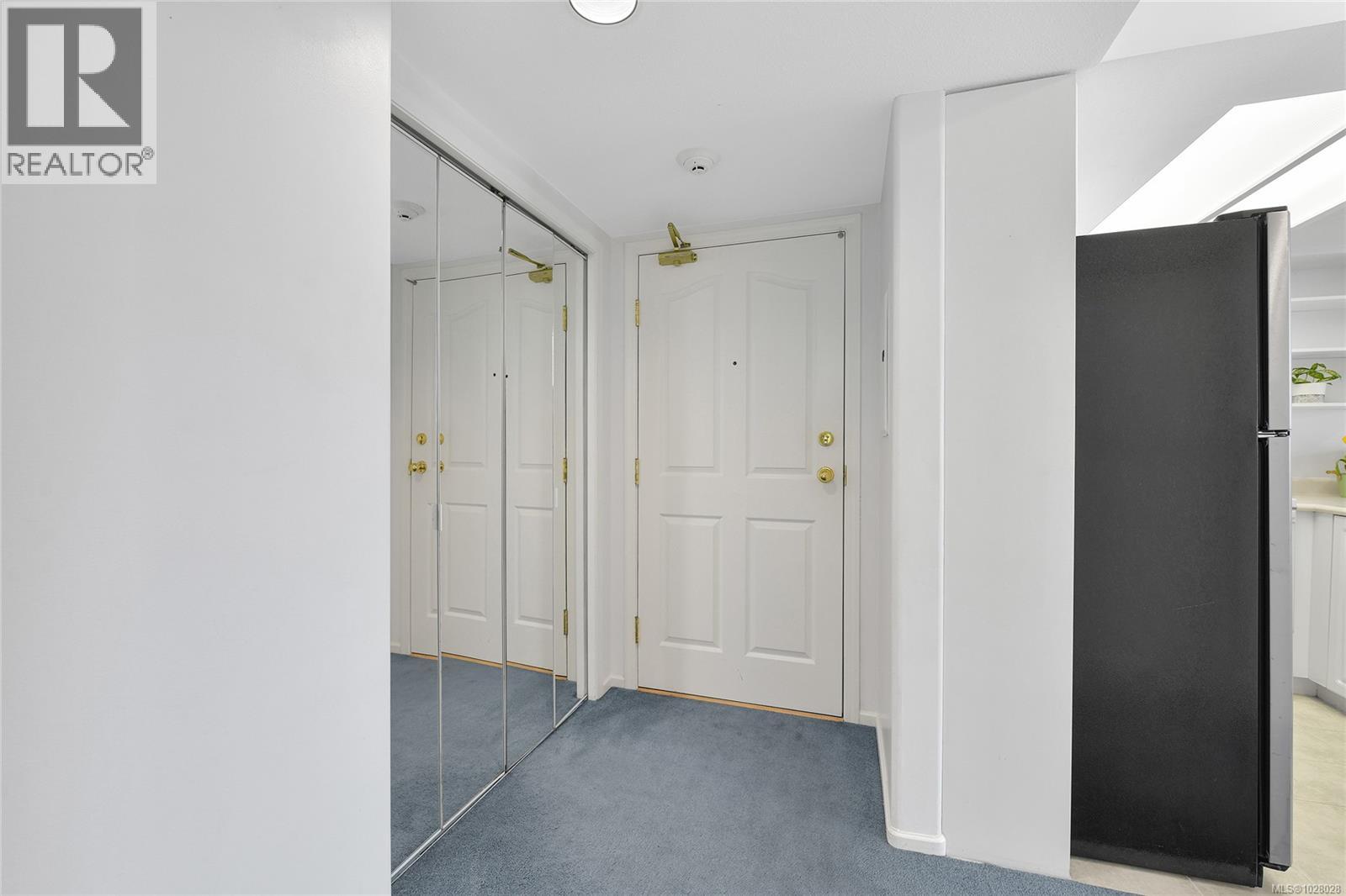 607 930 Yates St, Victoria, British Columbia  V8V 4Z3 - Photo 23 - 1028028