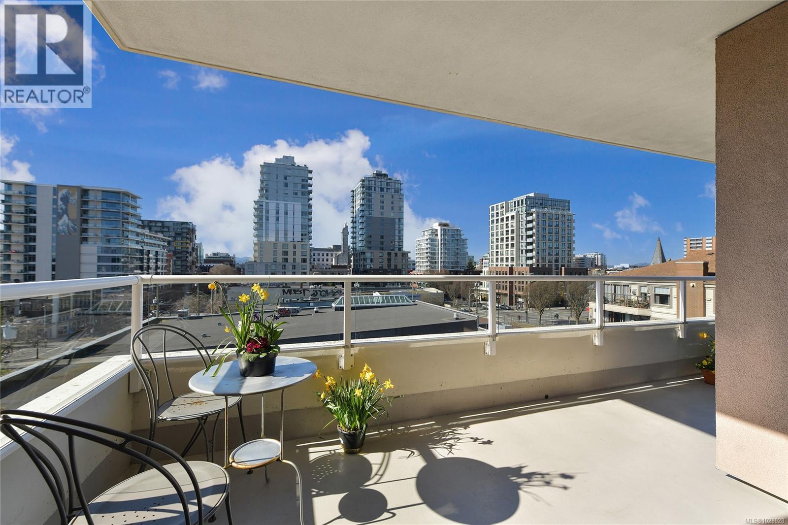 607 930 Yates St, Victoria, British Columbia  V8V 4Z3 - Photo 7 - 1028028