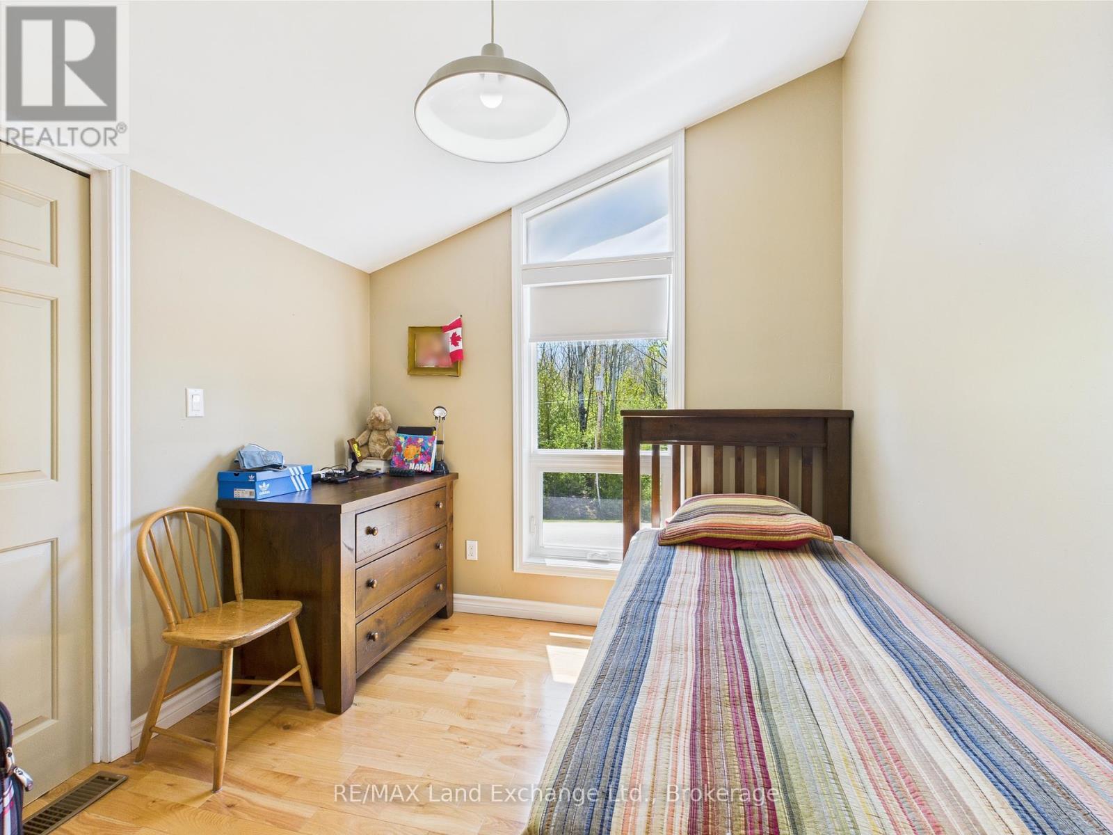 40 Eastwood Crescent, Kincardine, Ontario  N2Z 2X6 - Photo 15 - X12864752