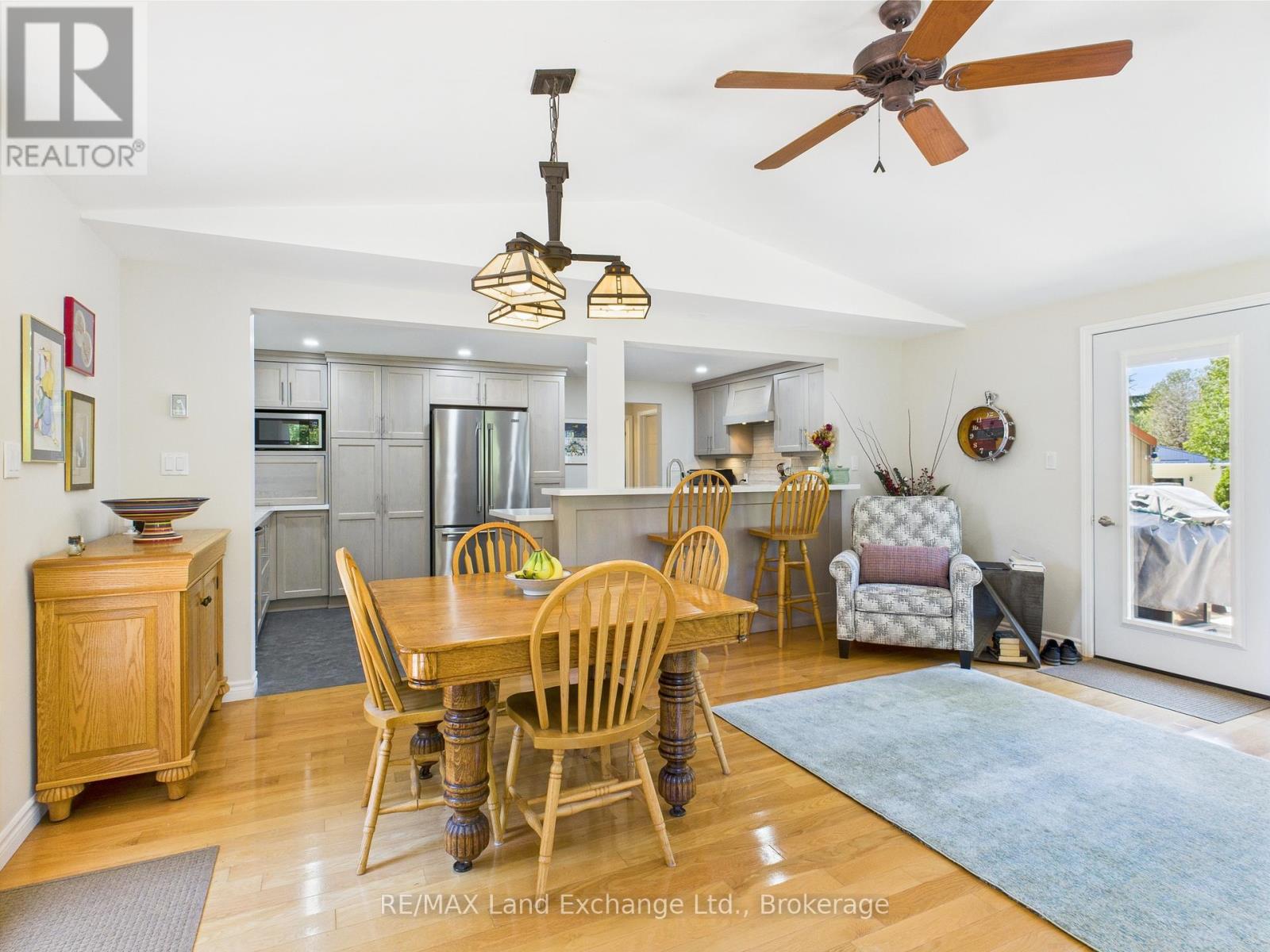 40 Eastwood Crescent, Kincardine, Ontario  N2Z 2X6 - Photo 8 - X12864752