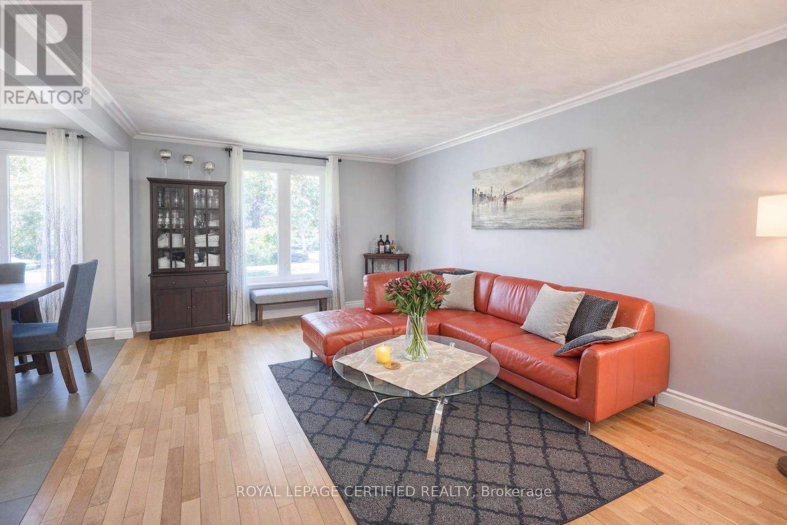 451 Lampman Place, Woodstock, Ontario  N4S 8L7 - Photo 12 - X12846658