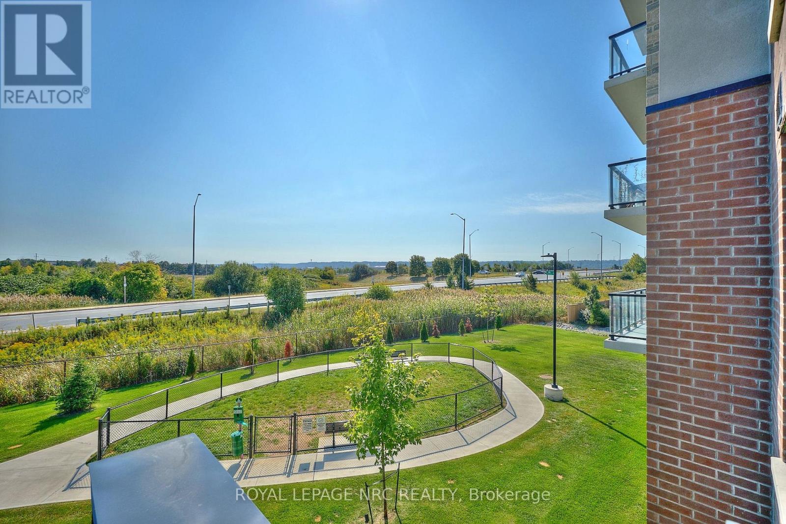 221 - 600 North Service Road, Hamilton, Ontario  L8E 0L2 - Photo 10 - X12809232