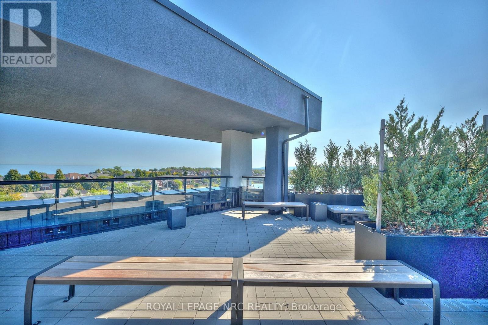 221 - 600 North Service Road, Hamilton, Ontario  L8E 0L2 - Photo 13 - X12809232