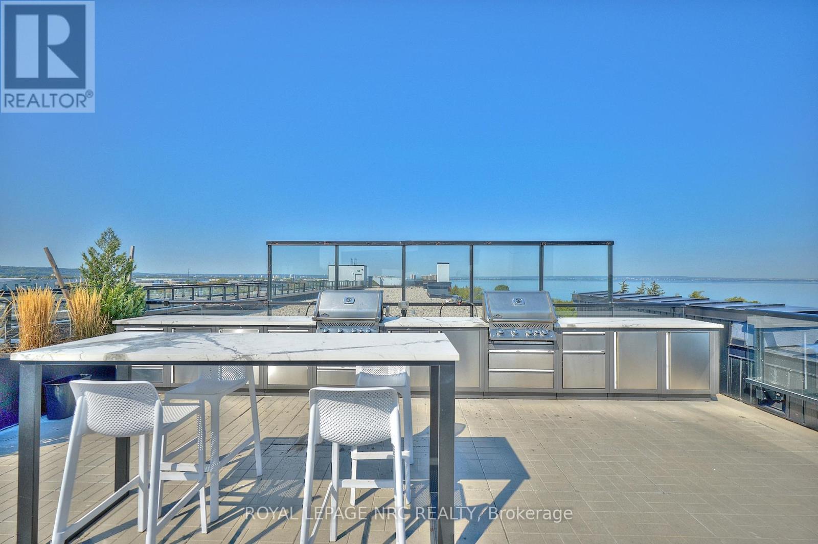 221 - 600 North Service Road, Hamilton, Ontario  L8E 0L2 - Photo 15 - X12809232