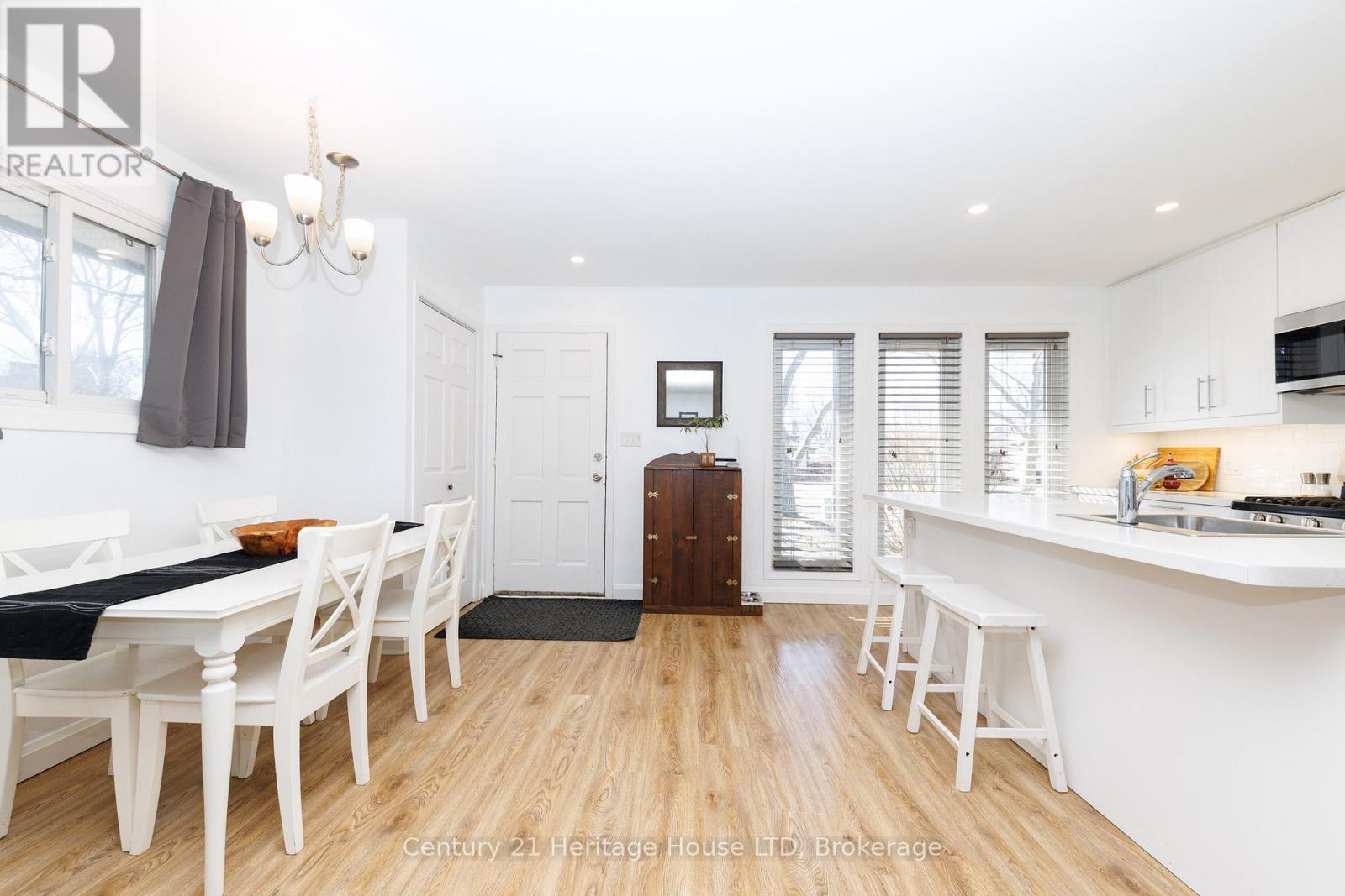 6937 Dolphin Street, Niagara Falls, Ontario  L2E 6Y8 - Photo 17 - X12864422