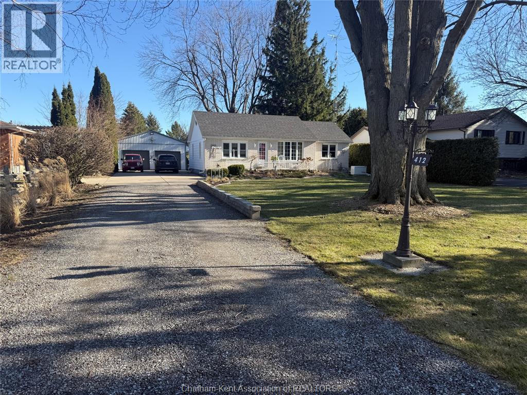 MLS# 26004943: 412 GREGORY DRIVE East, Chatham, Canada
