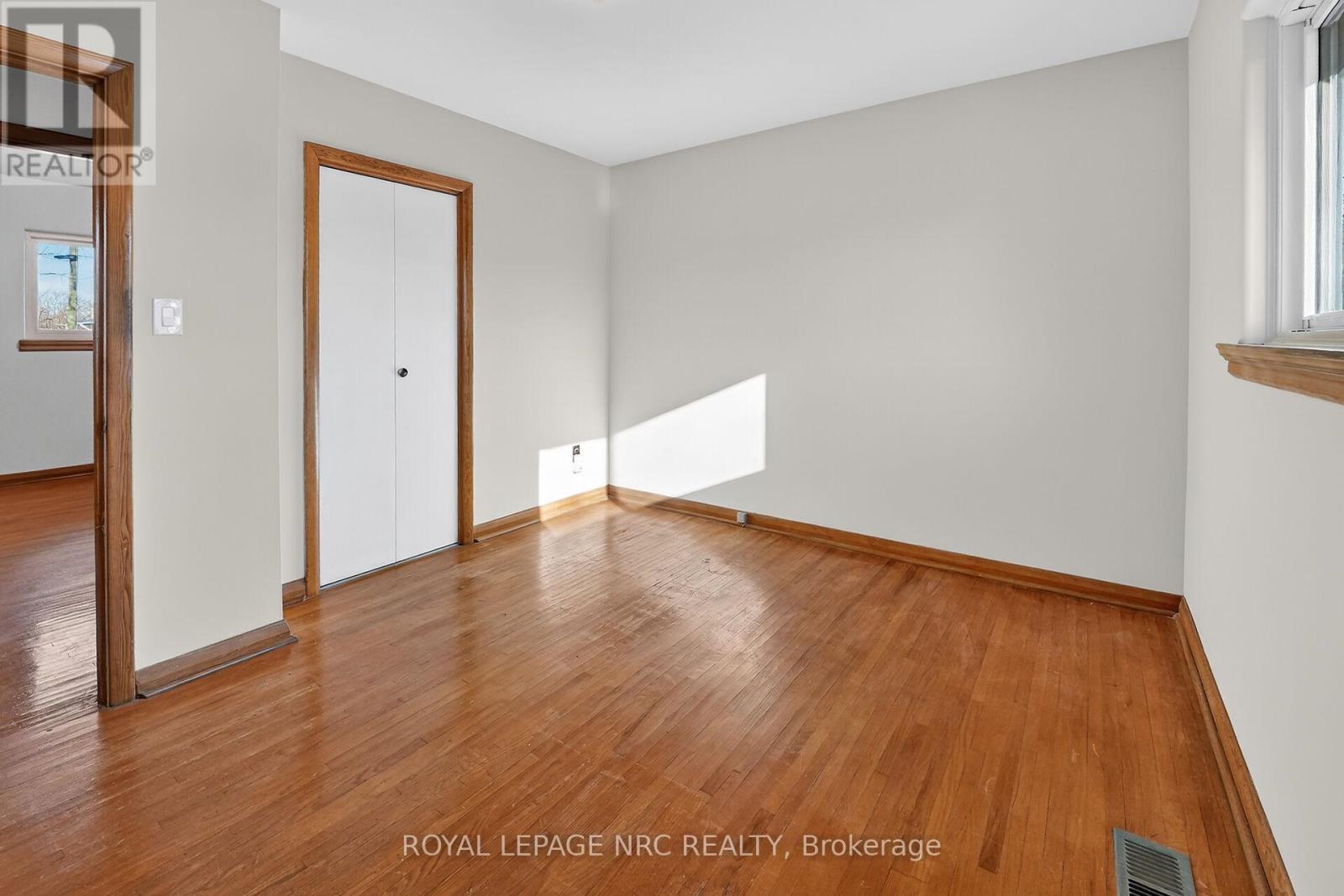 86 Royal Manor Drive, St. Catharines, Ontario  L2M 4L7 - Photo 13 - X12864724