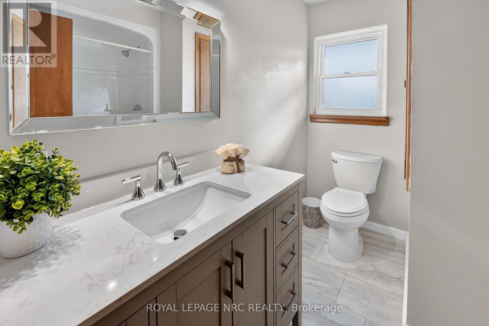 86 Royal Manor Drive, St. Catharines, Ontario  L2M 4L7 - Photo 14 - X12864724