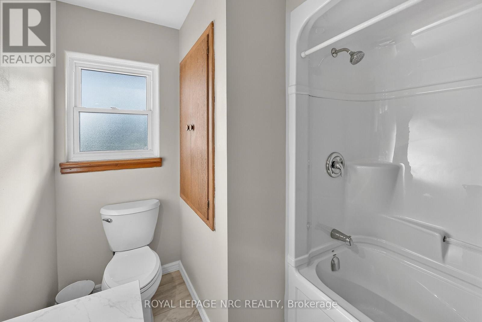 86 Royal Manor Drive, St. Catharines, Ontario  L2M 4L7 - Photo 15 - X12864724