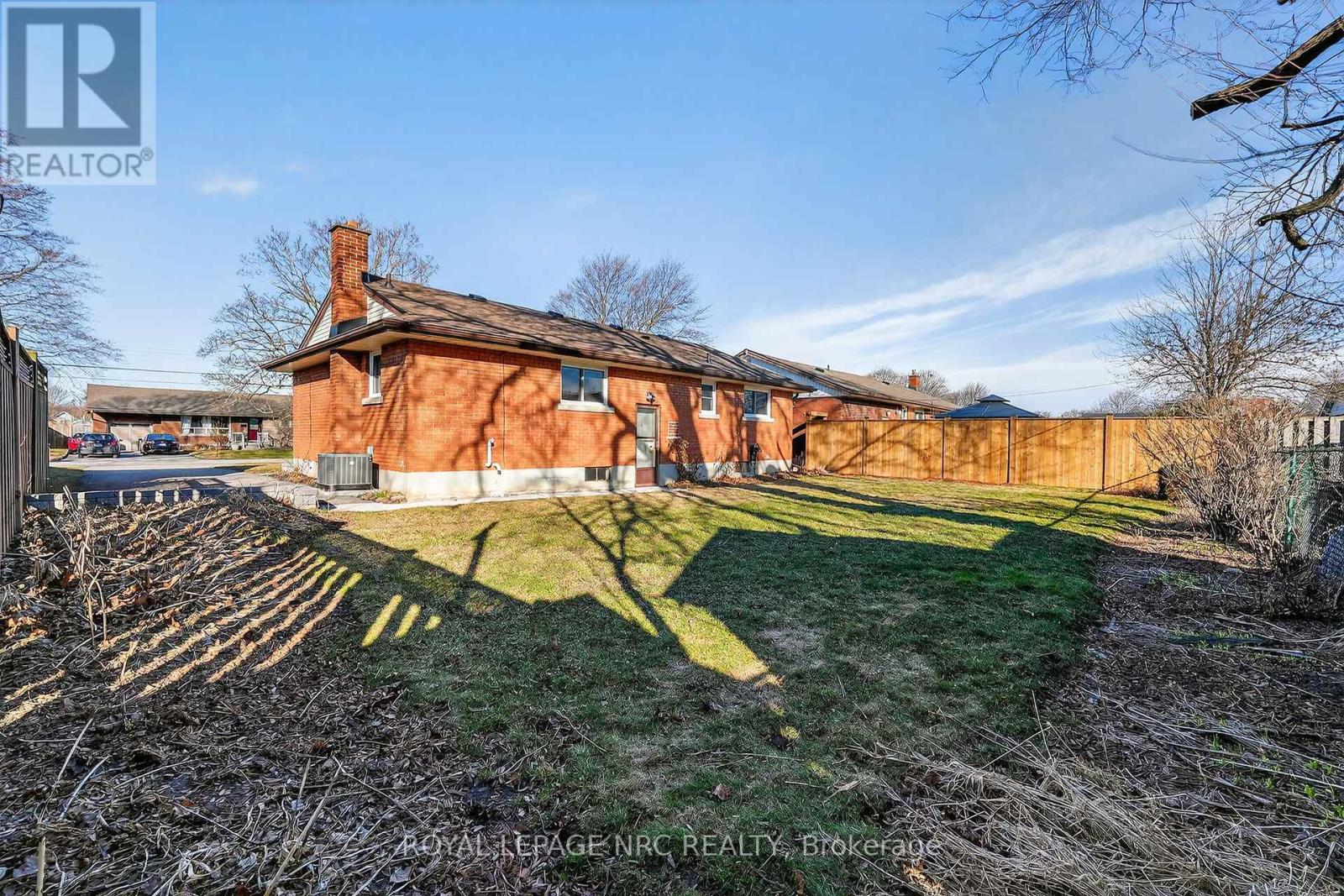 86 Royal Manor Drive, St. Catharines, Ontario  L2M 4L7 - Photo 21 - X12864724