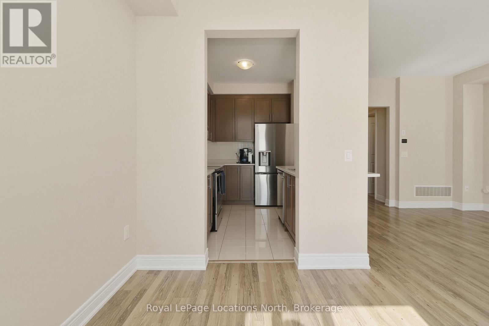 335 Atkinson Street, Clearview, Ontario  L0M 1S0 - Photo 15 - S12864786