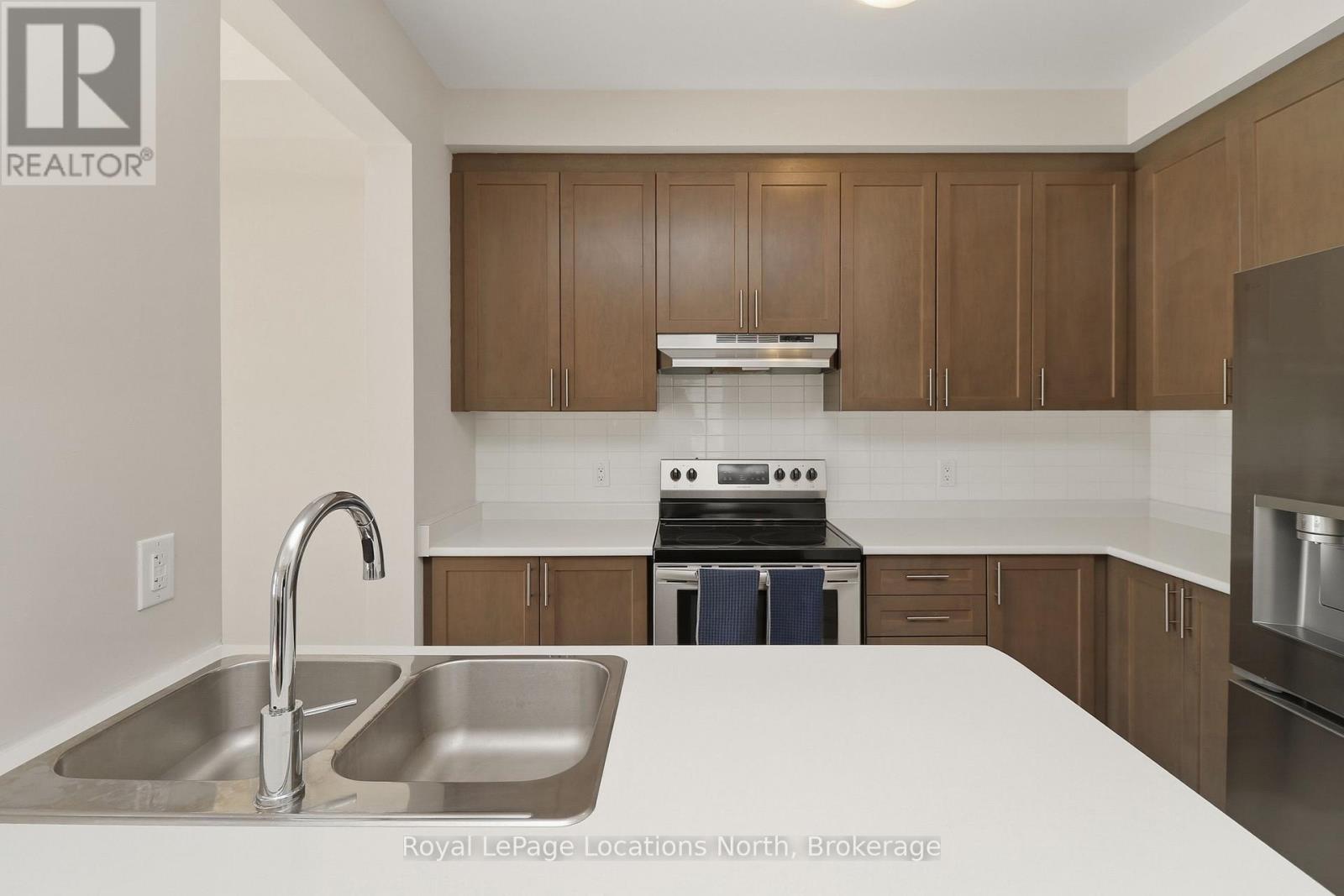 335 Atkinson Street, Clearview, Ontario  L0M 1S0 - Photo 20 - S12864786