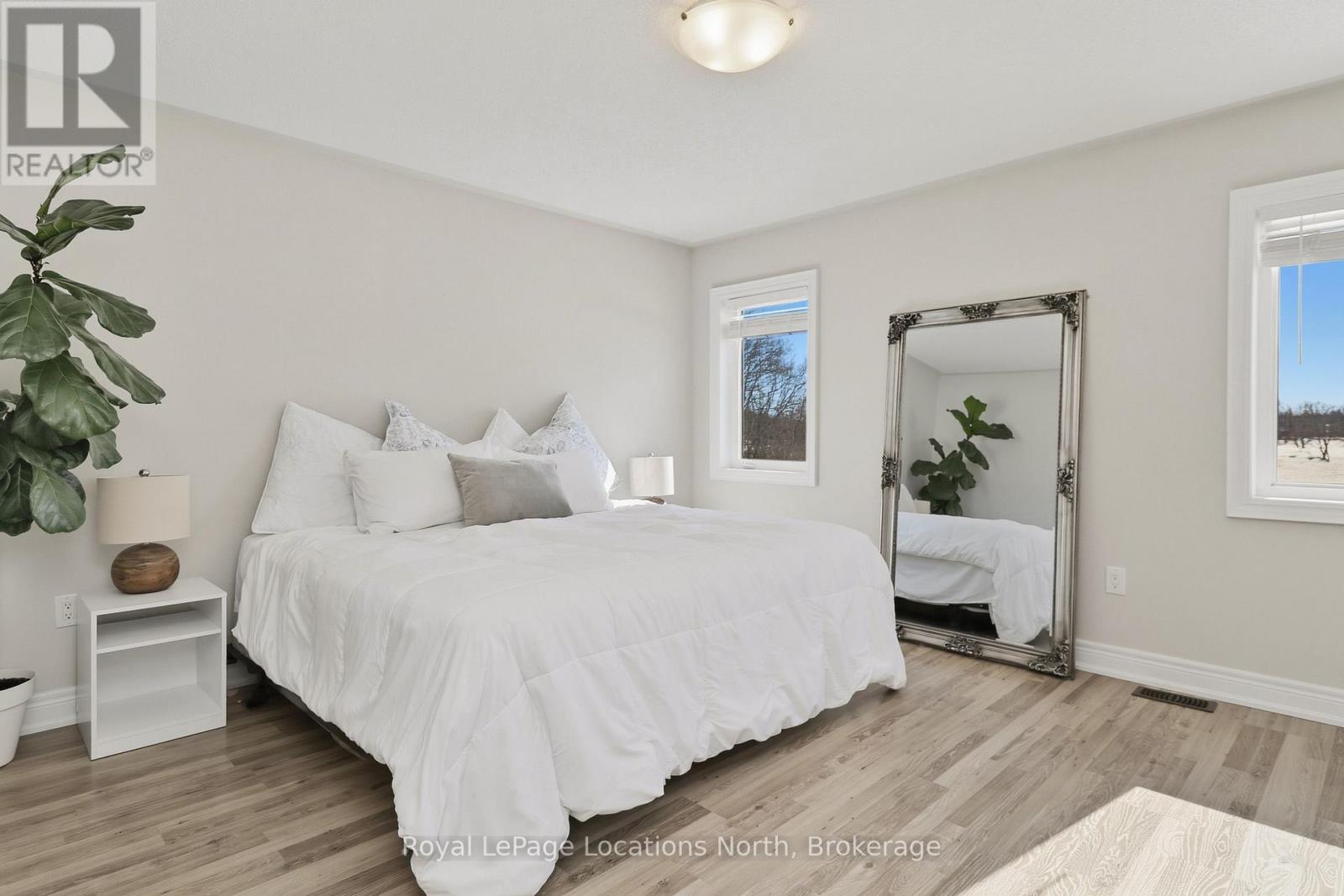 335 Atkinson Street, Clearview, Ontario  L0M 1S0 - Photo 26 - S12864786