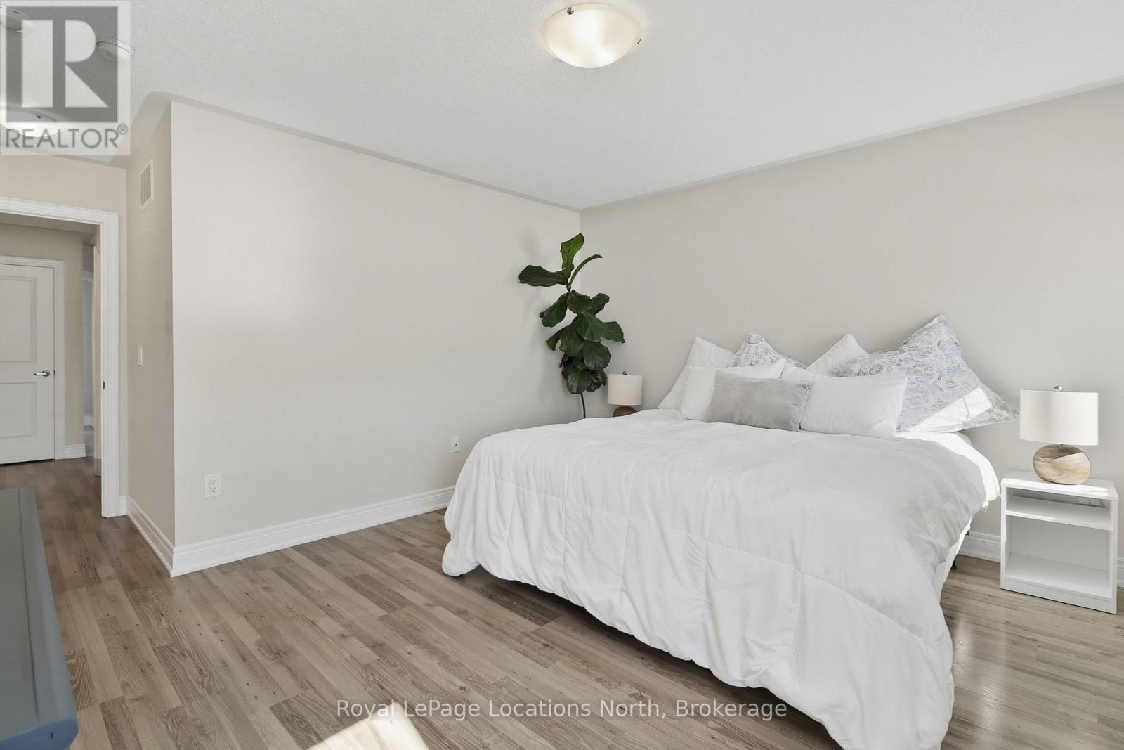 335 Atkinson Street, Clearview, Ontario  L0M 1S0 - Photo 27 - S12864786