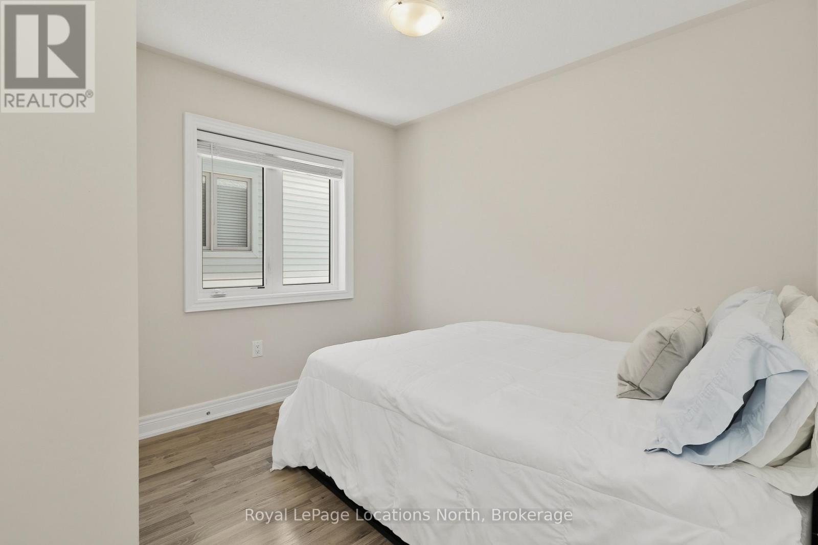 335 Atkinson Street, Clearview, Ontario  L0M 1S0 - Photo 35 - S12864786