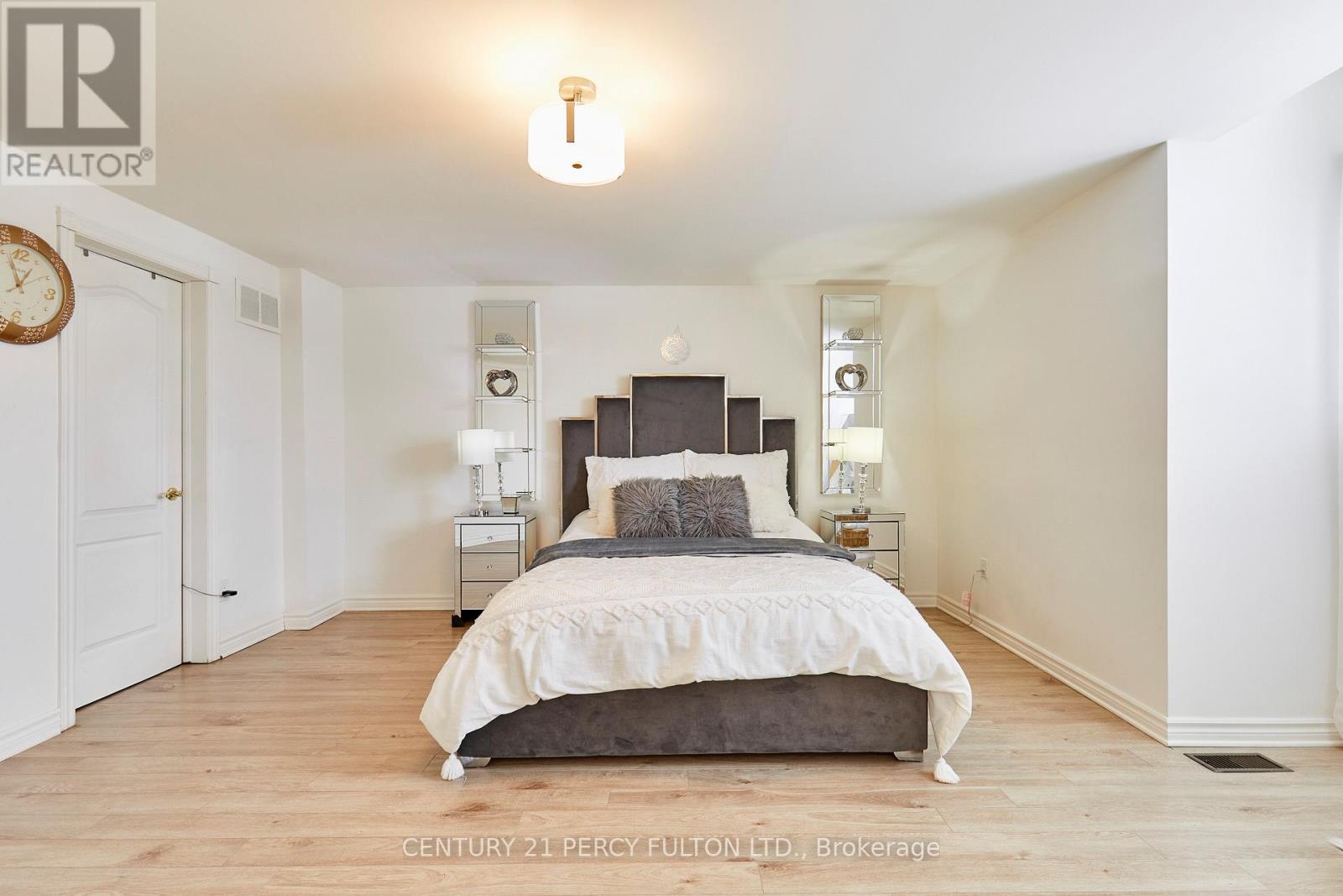 803 Beatrice Street E, Oshawa, Ontario  L1K 2H8 - Photo 14 - E12864718