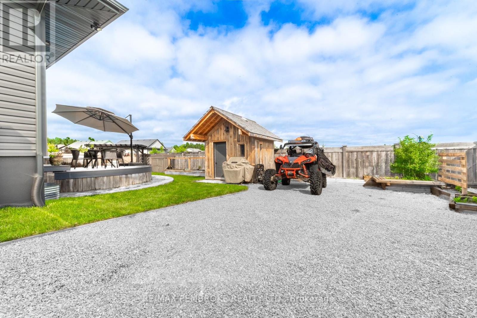 8 Drew Street, Petawawa, Ontario  K8H 0G4 - Photo 35 - X12864790