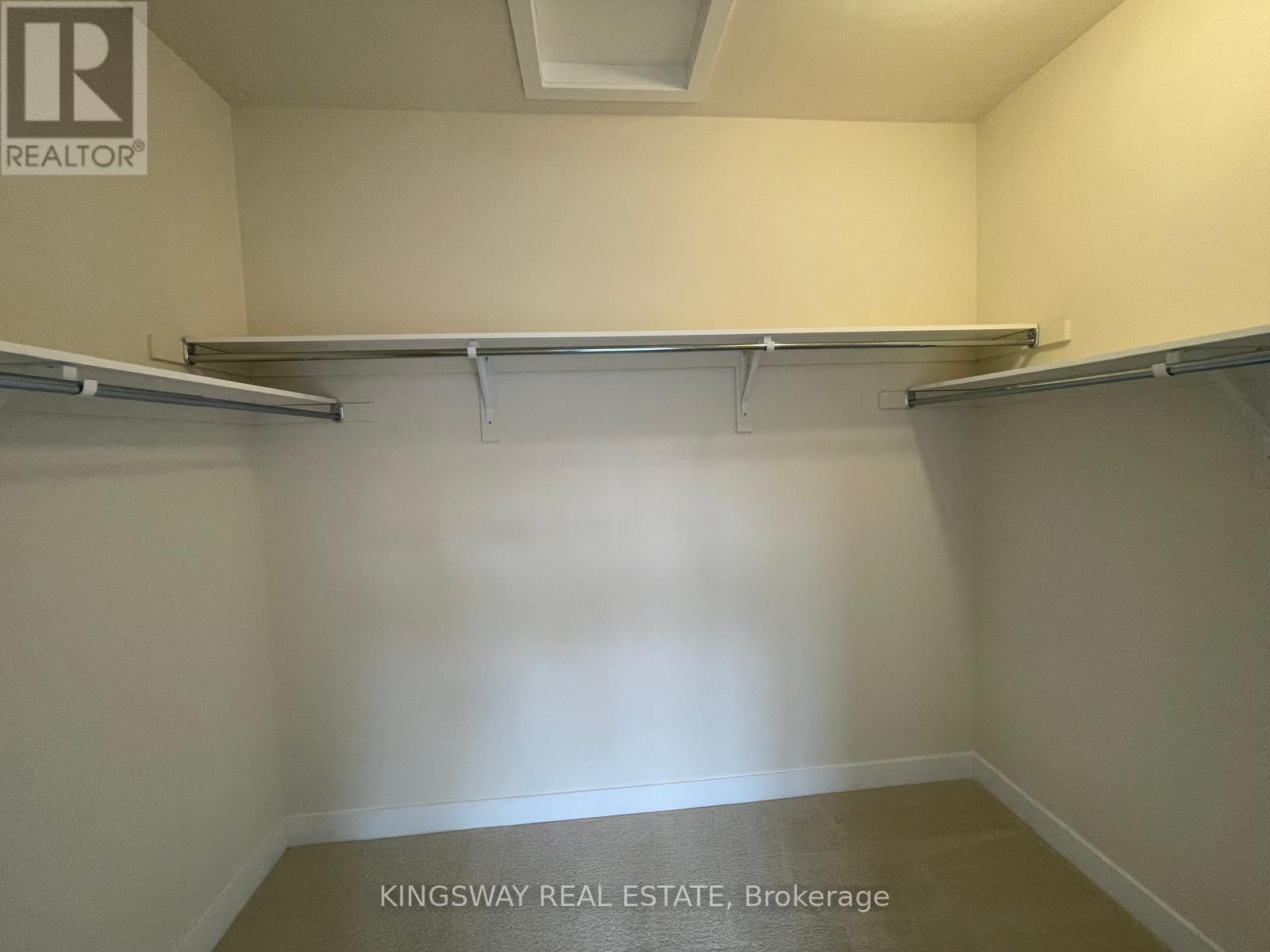 3082 Meadowridge Drive, Oakville, Ontario  L6H 7Z1 - Photo 24 - W12864764