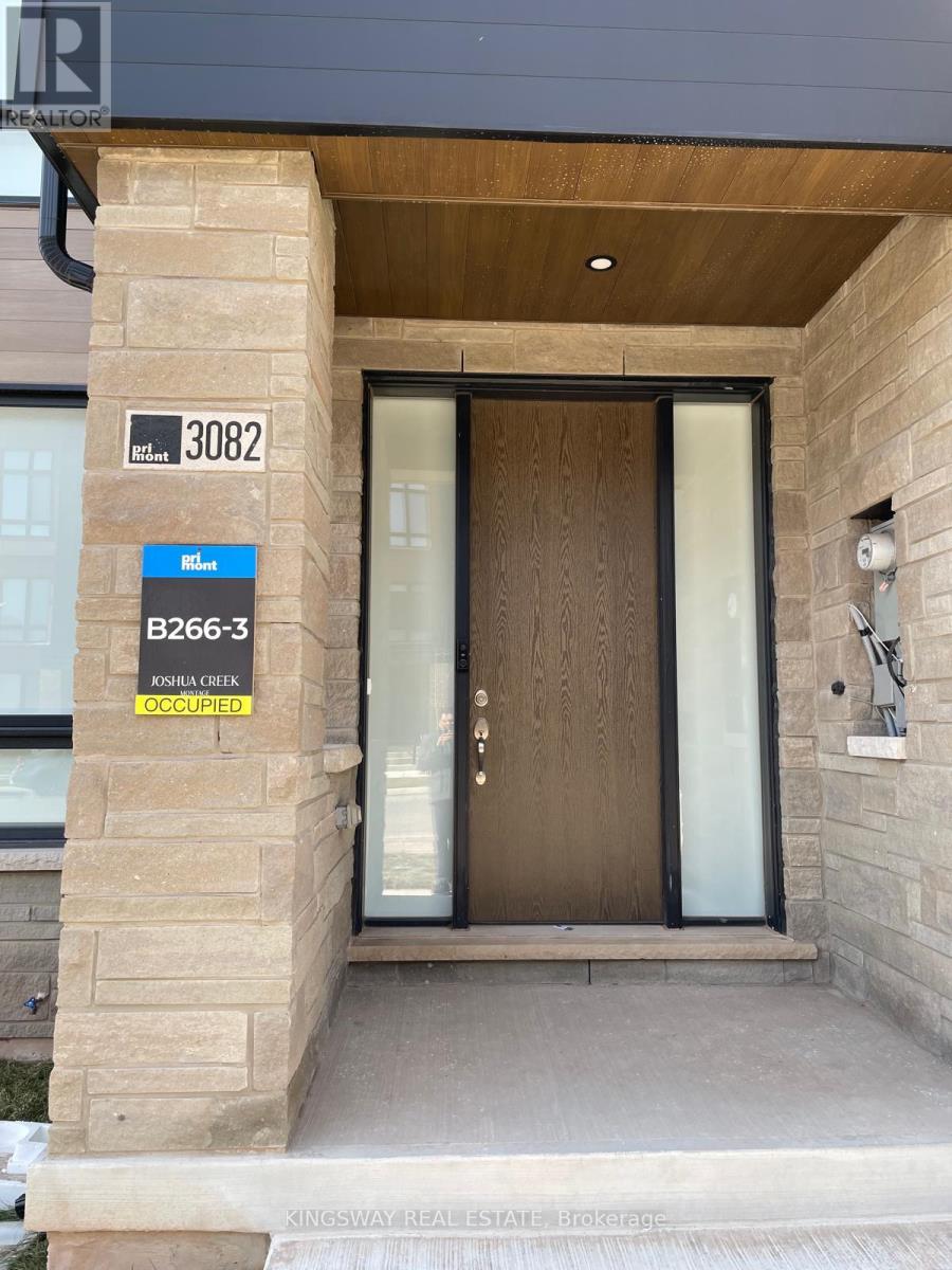 3082 Meadowridge Drive, Oakville, Ontario  L6H 7Z1 - Photo 3 - W12864764