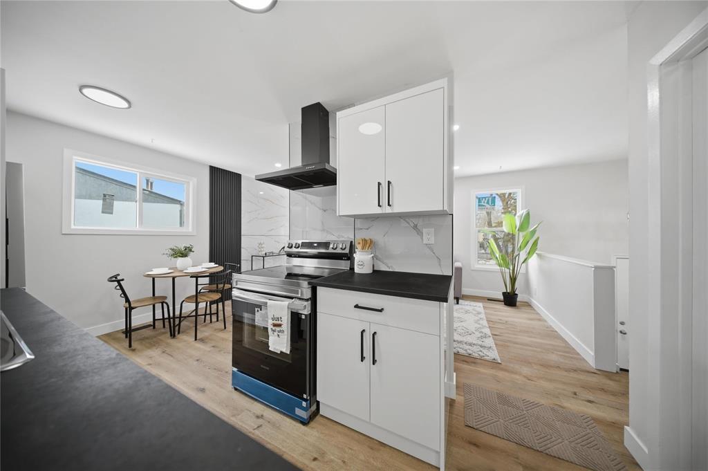 22 Beeston Drive, Winnipeg, Manitoba  R2V 3G1 - Photo 11 - 202603941