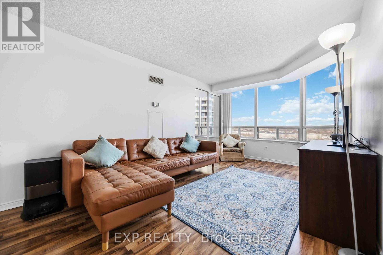 884 - 1 GREYSTONE WALK DRIVE, Toronto, Ontario