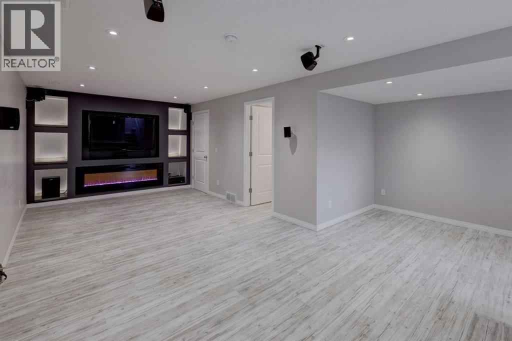 16 Fireside Way, Cochrane, Alberta  T4C 0R1 - Photo 25 - A2280445