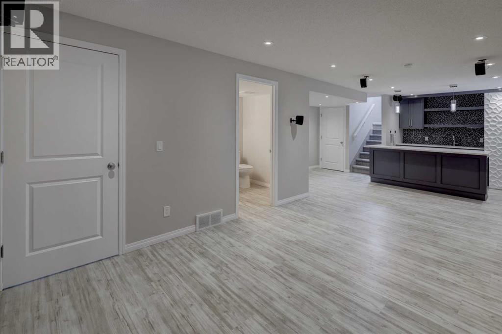 16 Fireside Way, Cochrane, Alberta  T4C 0R1 - Photo 27 - A2280445