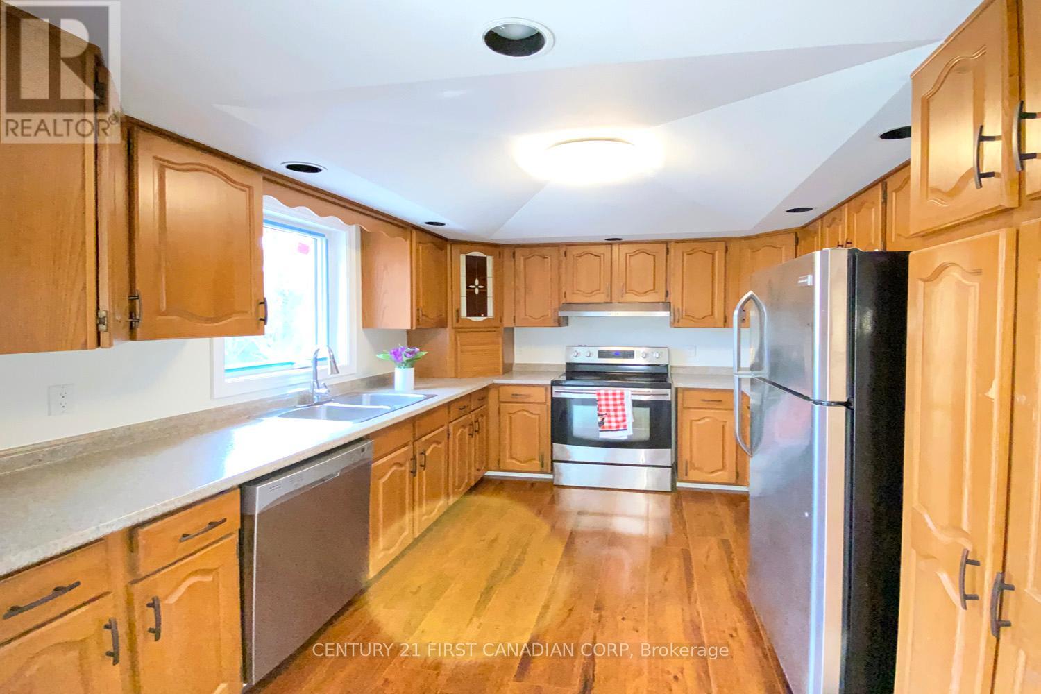 34 St Bees Place, London North, Ontario  N6G 4C3 - Photo 11 - X12864842