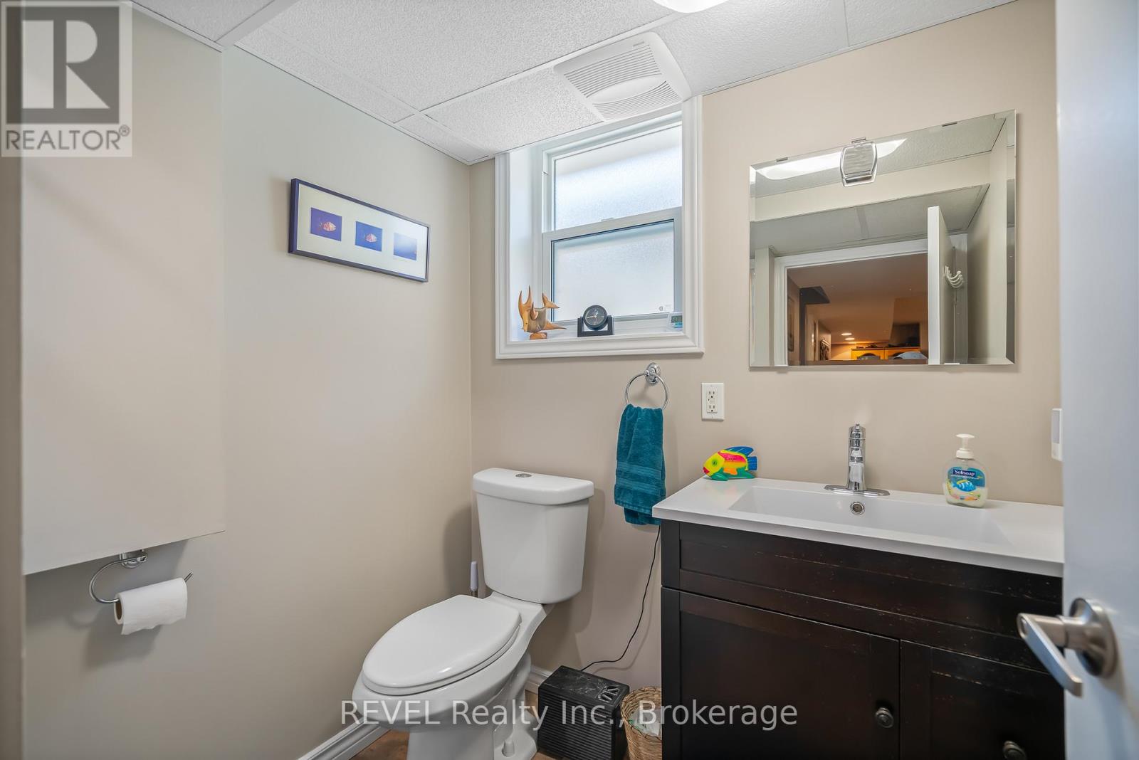 9 Fitzroy Lane, St. Catharines, Ontario  L2M 6N6 - Photo 22 - X12864798