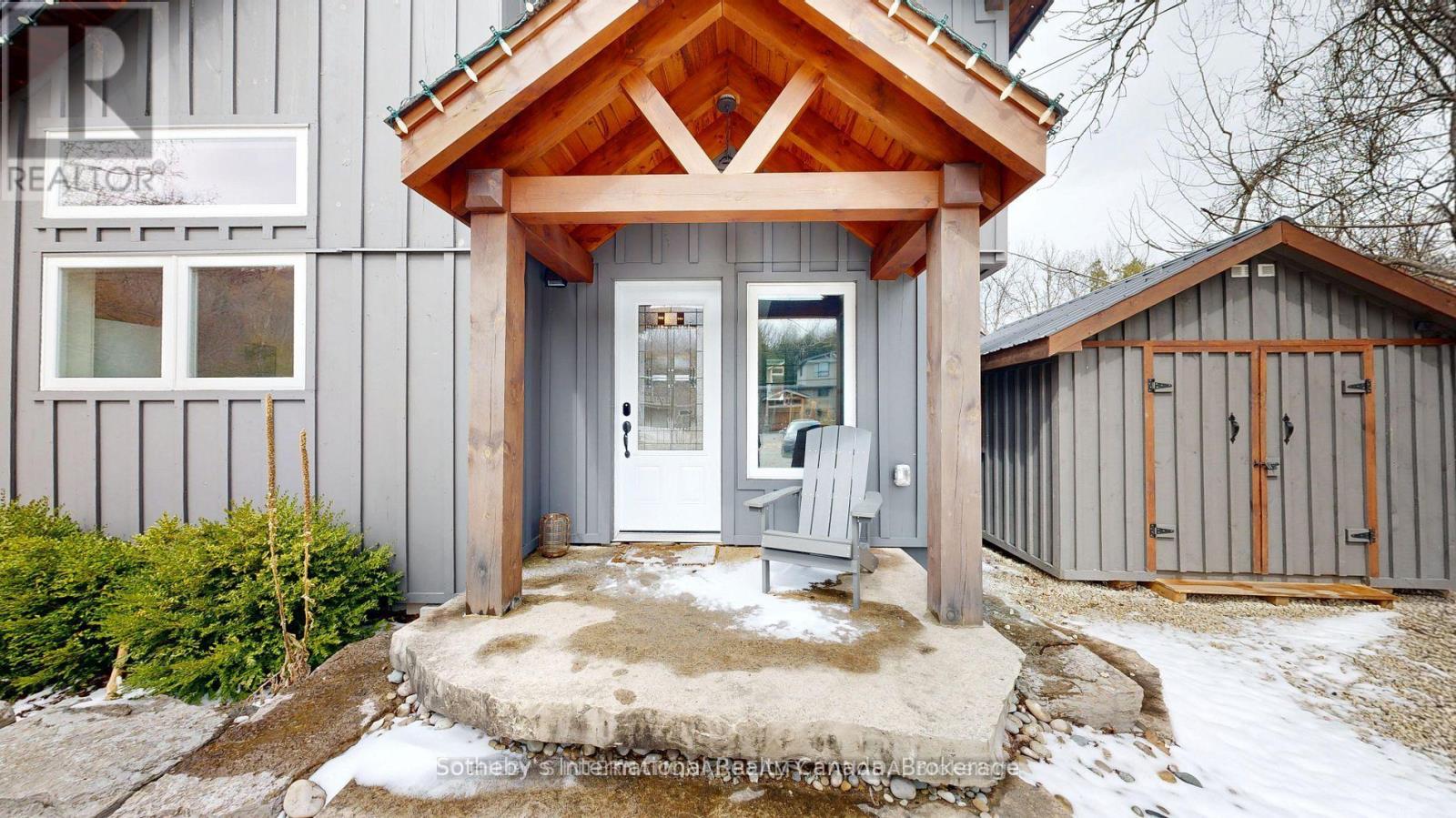 129 James Street, Blue Mountains, Ontario  L9Y 0T6 - Photo 3 - X12864828