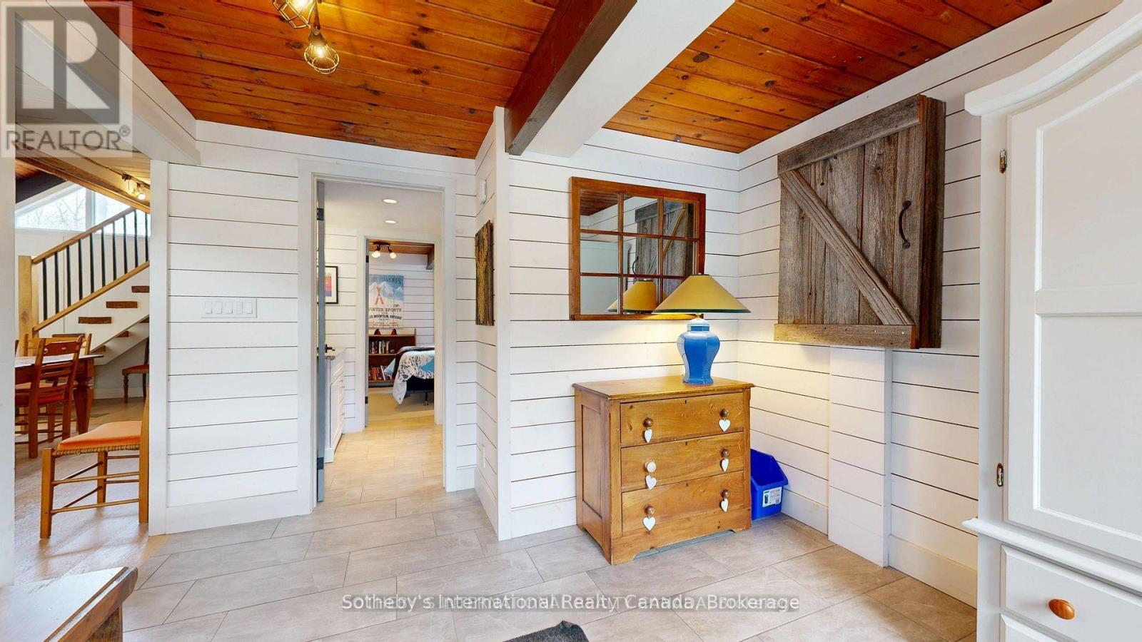 129 James Street, Blue Mountains, Ontario  L9Y 0T6 - Photo 5 - X12864828