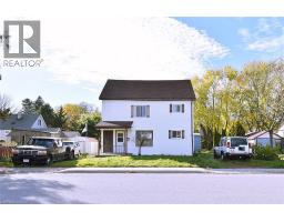 132 METCALFE Street S, Simcoe, Ontario