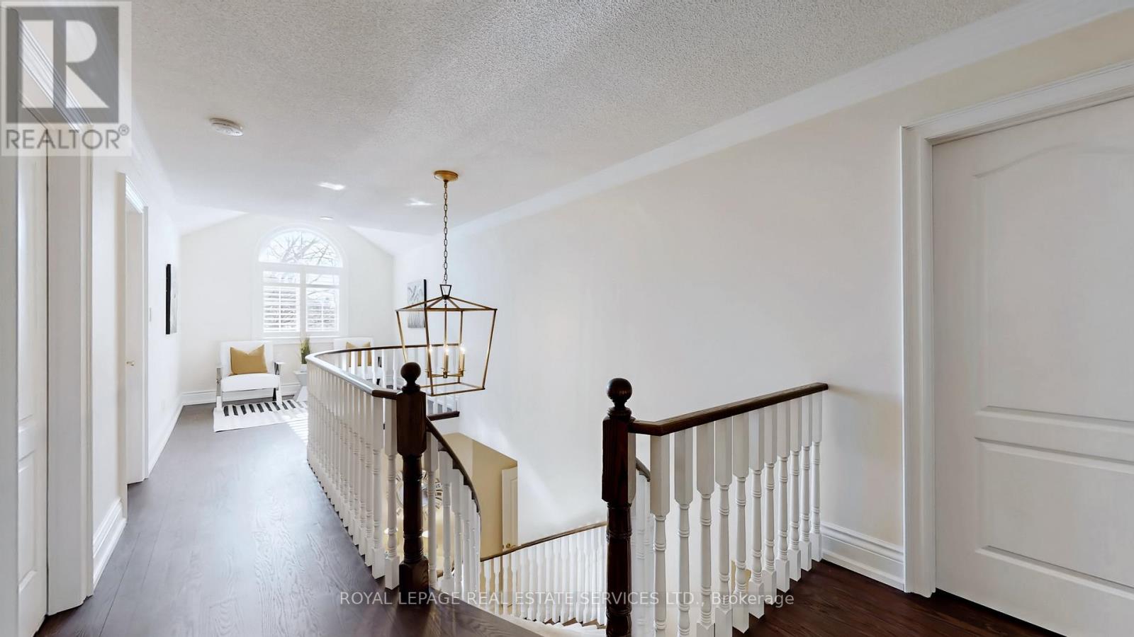 1197 Lindenrock Drive, Oakville, Ontario  L6H 6T5 - Photo 23 - W12864804