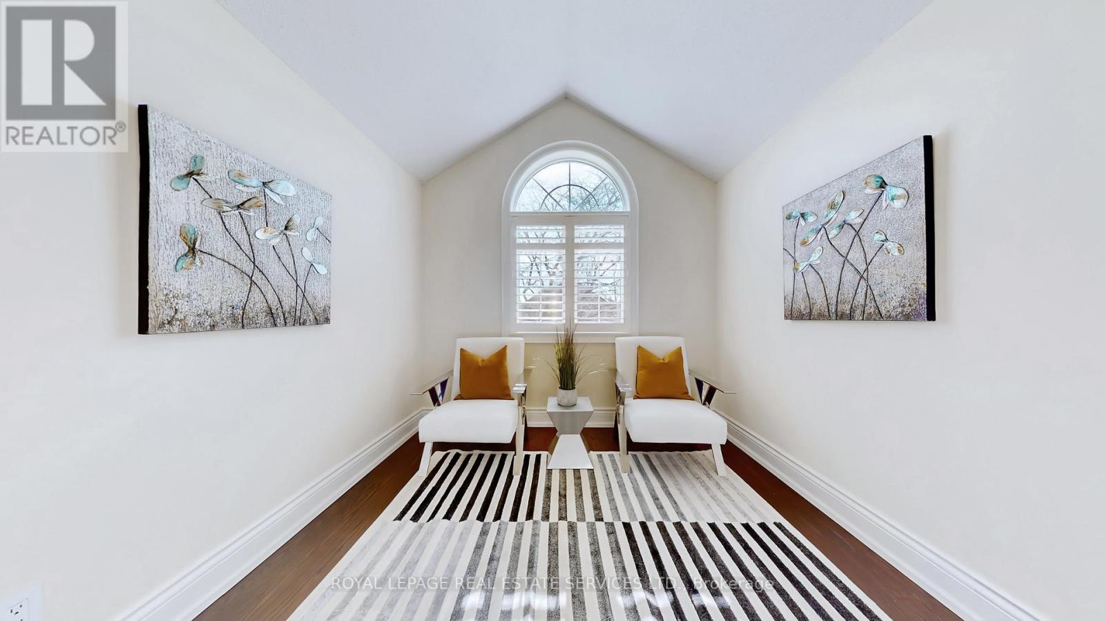 1197 Lindenrock Drive, Oakville, Ontario  L6H 6T5 - Photo 24 - W12864804