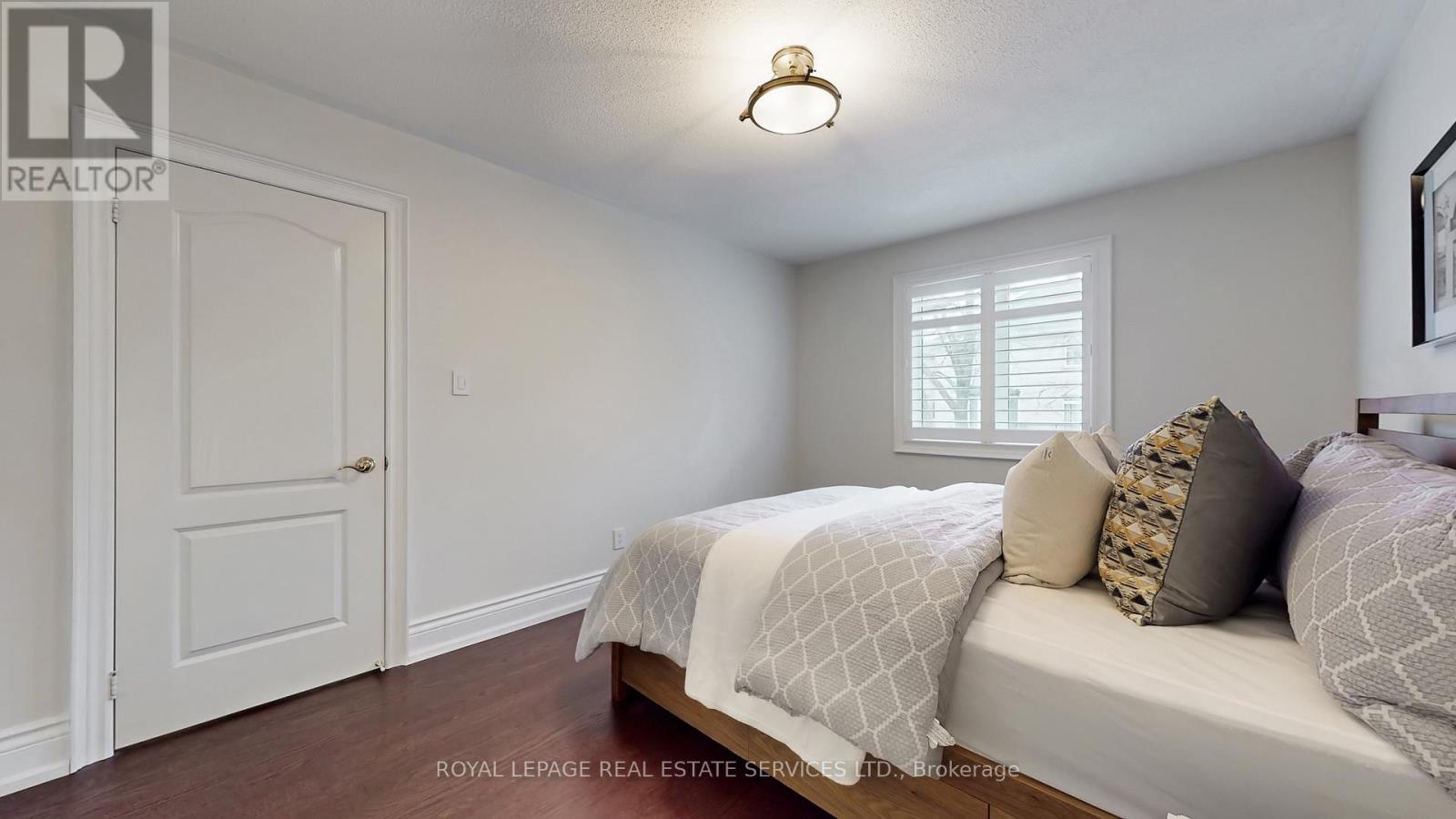 1197 Lindenrock Drive, Oakville, Ontario  L6H 6T5 - Photo 34 - W12864804