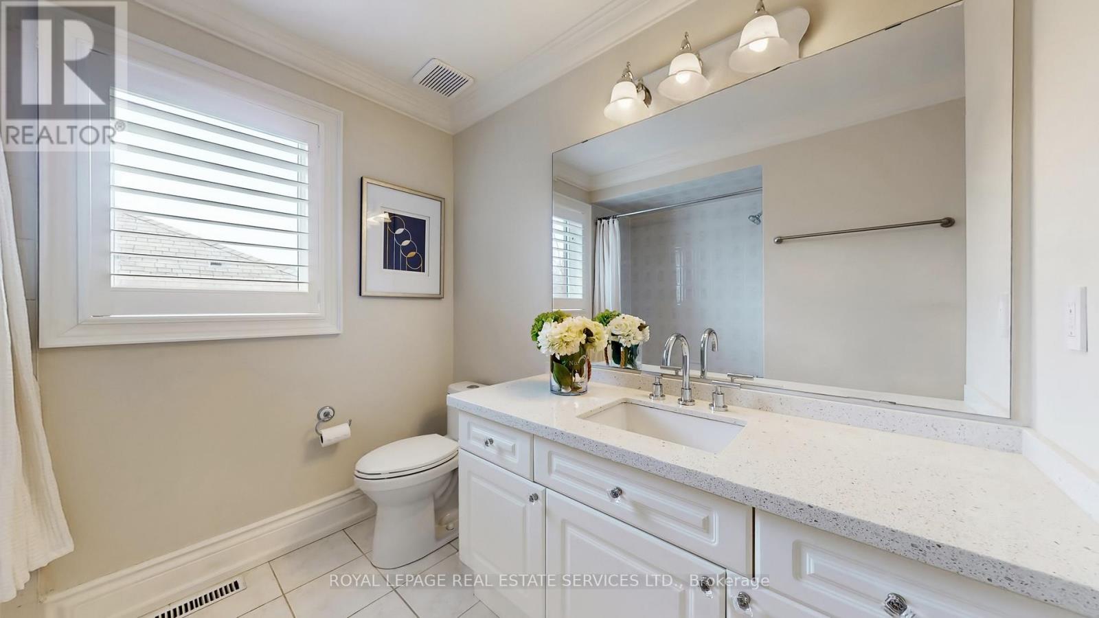 1197 Lindenrock Drive, Oakville, Ontario  L6H 6T5 - Photo 37 - W12864804