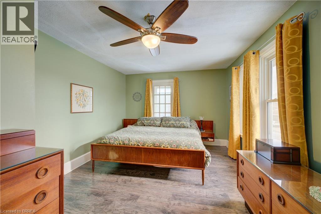 688 Colborne Street, Brantford, Ontario  N3S 3R1 - Photo 25 - 40802300