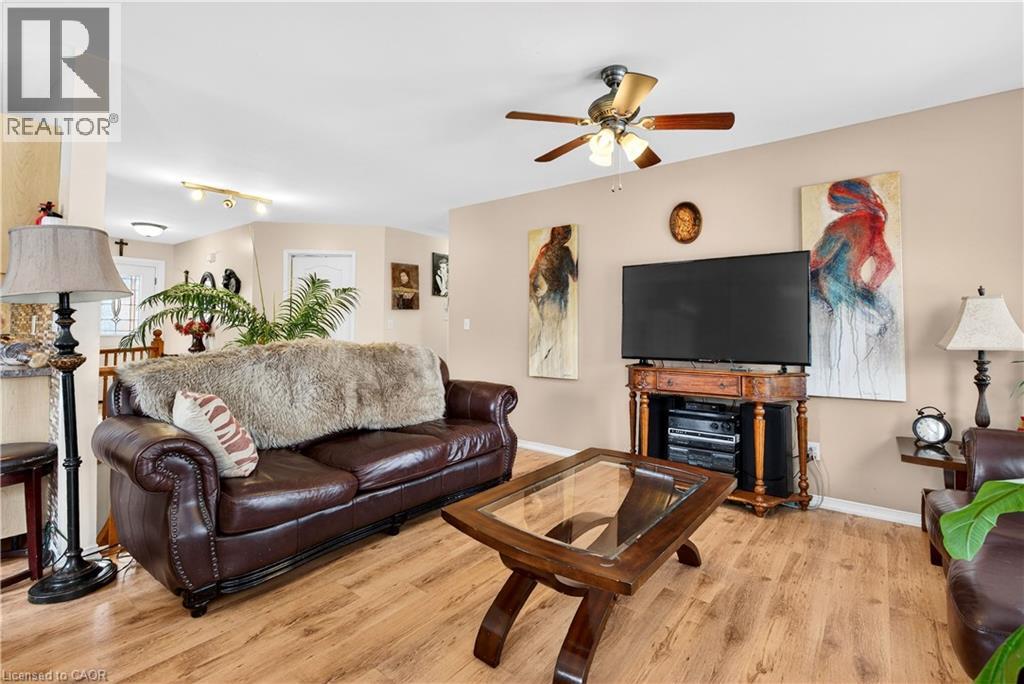 2 Evergreen Court, Brantford, Ontario  N3T 6J5 - Photo 10 - 40807107