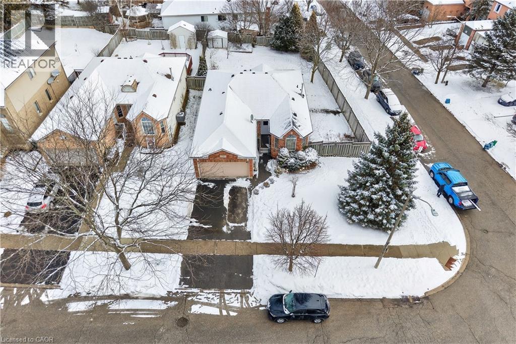 2 Evergreen Court, Brantford, Ontario  N3T 6J5 - Photo 38 - 40807107