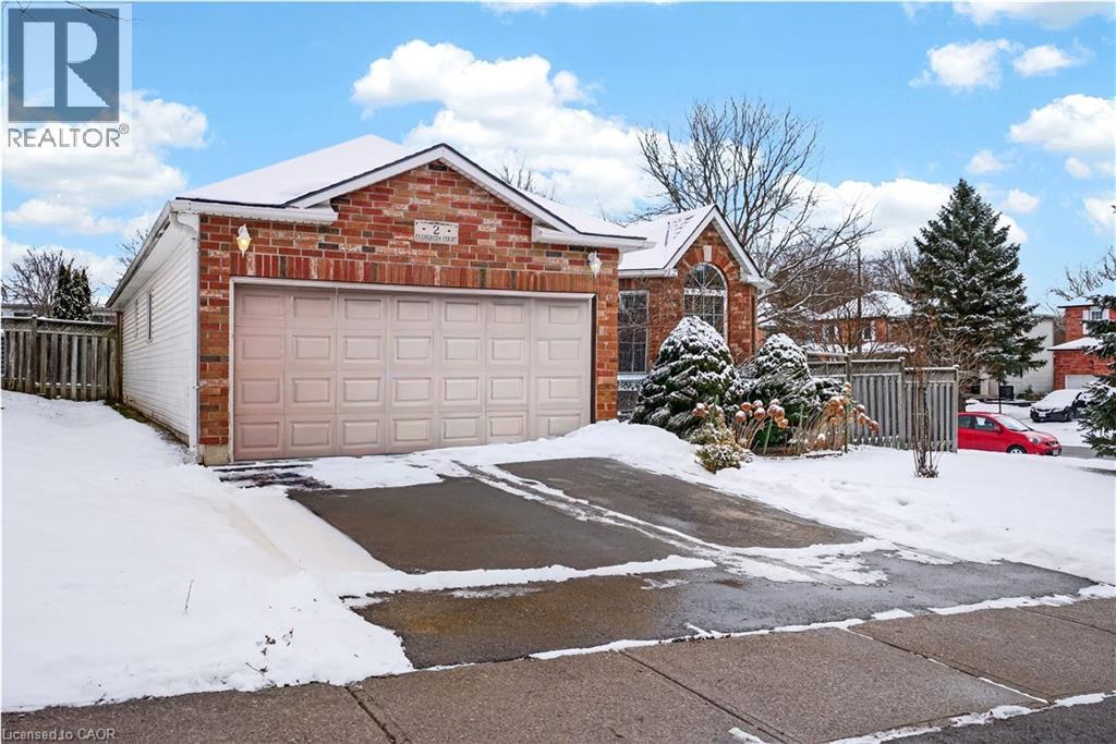 2 Evergreen Court, Brantford, Ontario  N3T 6J5 - Photo 2 - 40807107