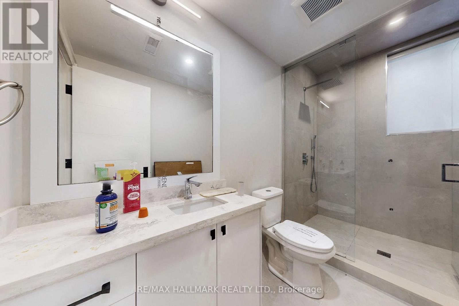 81 Child Drive, Aurora, Ontario  L4G 1Y8 - Photo 43 - N12696110