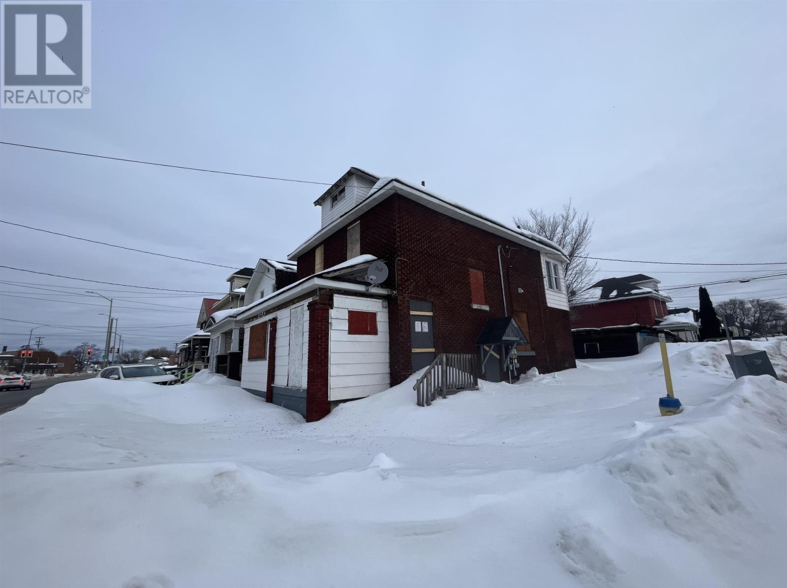 38 Wellington St E, Sault Ste. Marie, Ontario  P6A 2K8 - Photo 4 - SM260355